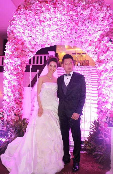 đám cưới, con trai, đại gia, Quảng Ninh, gà vàng, thiếu gia, nhà giàu, Huệ Vân, nữ đại gia, Nguyễn Thị Liễu, Johnathan Hạnh Nguyễn, Quỳnh Chi, Diệu Hiền, đám-cưới, con-trai, đại-gia, Quảng-Ninh, gà-vàng, thiếu-gia, nhà-giàu, Huệ-Vân, nữ-đại-gia, Nguyễn-Th