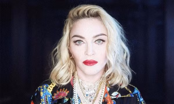 Những sao Hollywood dòng dõi Hoàng gia ảnh 3