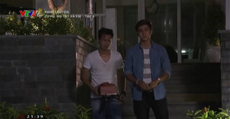 Nhã Phương ngơ ngẩn vì nụ hôn của trai hư - Ảnh 10 Nha Phuong ngo ngan vi nu hon cua trai hu - Anh 10