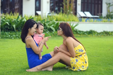 Ha Anh tu hao vi co em gai xinh dep, goi cam khong kem minh - Anh 7