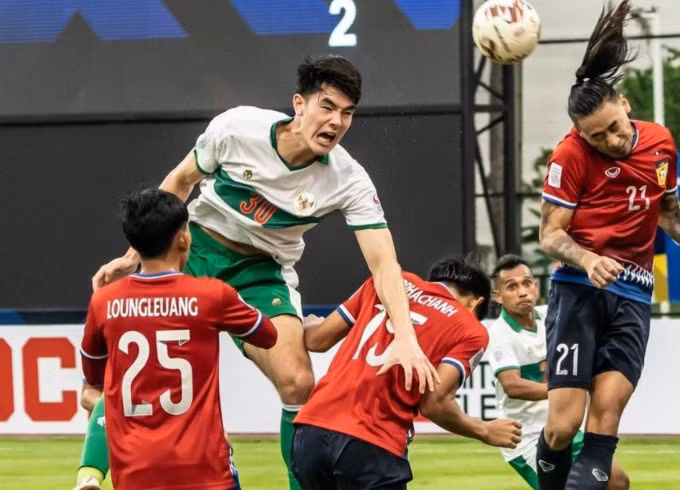 Baggott (số 30) trong trận Indonesia thắng Lào 5-1 hôm 12/12.
