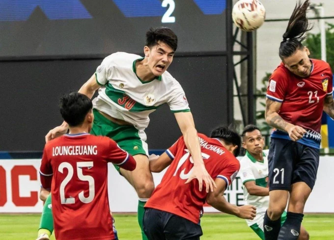 Baggott (số 30) trong trận Indonesia thắng Lào 5-1 hôm 12/12.