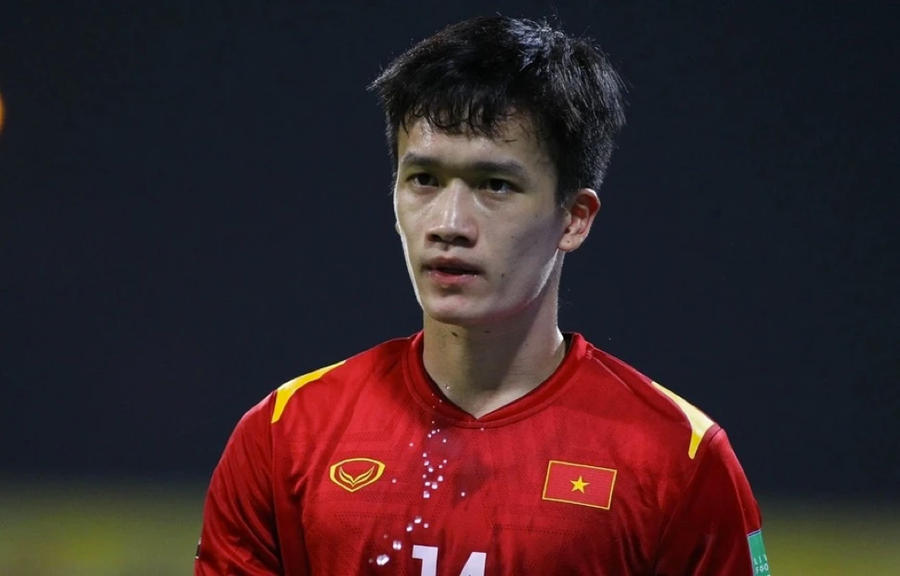 Chấn thương khiến Hoàng Đức lỡ hẹn với Asian Cup 2023 cùng tuyển Việt Nam. Chấn thương khiến Hoàng Đức lỡ hẹn với Asian Cup 2023 cùng tuyển Việt Nam.