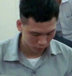 Sợ bị hành hung, tài xế lao thẳng xe tông chết người