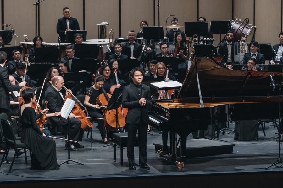 Với tài năng và kinh nghiệm, nghệ sĩ Nguyễn Việt Trung đã thể hiện xuất sắc trong đêm diễn tối 30/3.