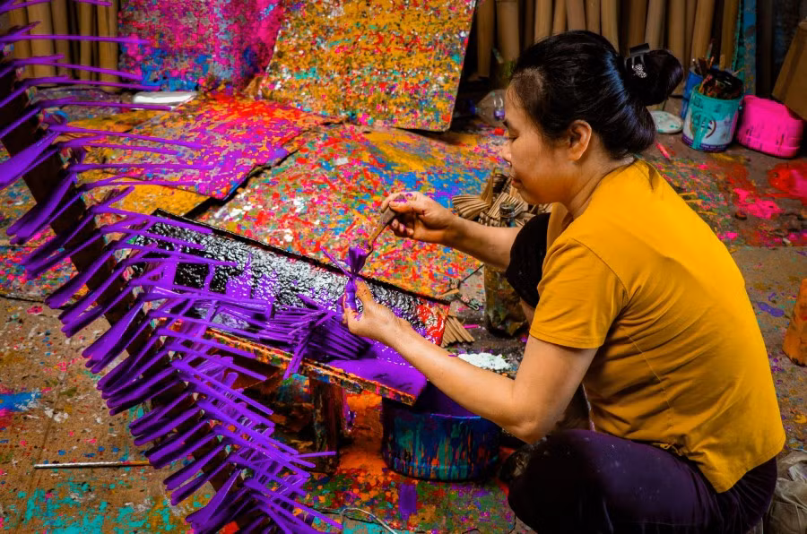 Làng "nuôi" chuồn chuồn tre ảnh 5