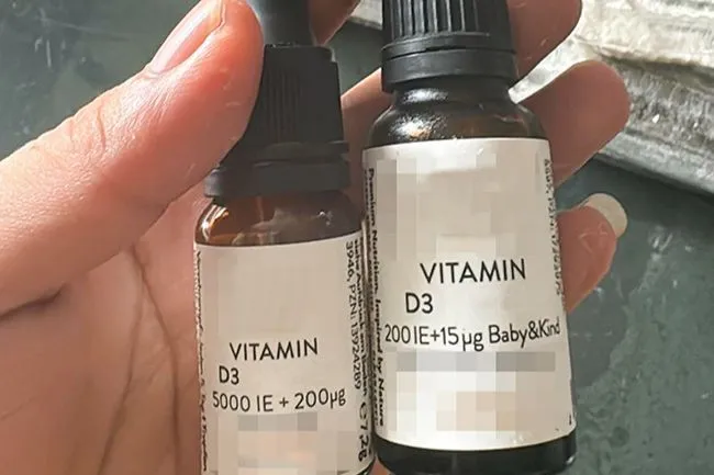 Hai lọ vitamin D bệnh nhi sử dụng dẫn đến quá liều. Ảnh: Bệnh viện Nhi Trung ương 