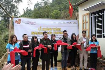 Lễ khánh thành phòng học điểm trường Bản Xèo Lễ khánh thành phòng học điểm trường Bản Xèo