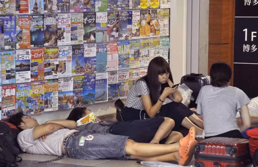 bão Goni, Nhật Bản, Philippines