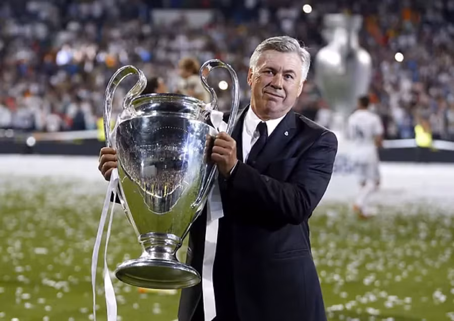 Ancelotti cùng danh hiệu Champions League thứ 10 trong lịch sử Real Madrid.