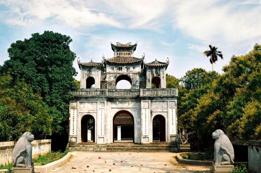 Văn miếu Xích Đằng còn nhiều tư liệu ghi danh Tiến sĩ Lê Như Hổ.