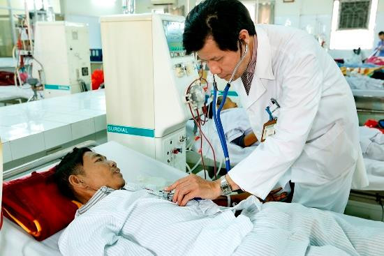 Trong thời gian nghỉ lễ, bệnh nhân lọc máu cần giữ liên lạc với bác sĩ để kịp thời trao đổi và nhận được tư vấn khi cần. Trong thời gian nghỉ lễ, bệnh nhân lọc máu cần giữ liên lạc với bác sĩ để kịp thời trao đổi và nhận được tư vấn khi cần.