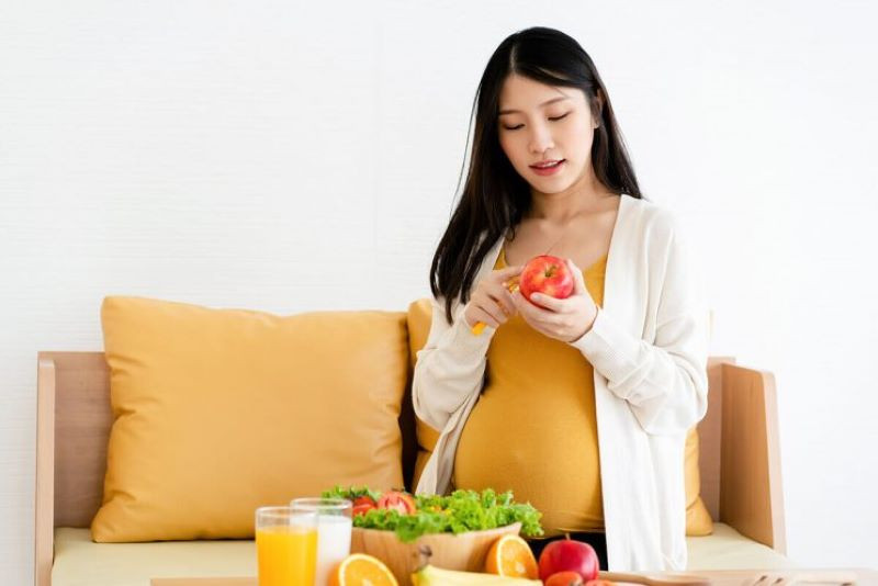 Chế độ dinh dưỡng khoa học vô cùng quan trọng giúp mẹ và bé cùng khoẻ mạnh. Chế độ dinh dưỡng khoa học vô cùng quan trọng giúp mẹ và bé cùng khoẻ mạnh.