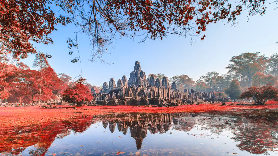 10. Vị trí cuối cùng trong danh sách là Campuchia - địa điểm thu hút vô số du khách mỗi năm bởi vẻ đẹp cổ với quần thể di tích Angkor Wat hay Angkor Thom.