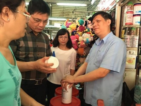 Sử dụng cả hóa chất cực độc, để bảo quản thực phẩm - Ảnh 2 Su dung ca hoa chat cuc doc, de bao quan thuc pham - Anh 2