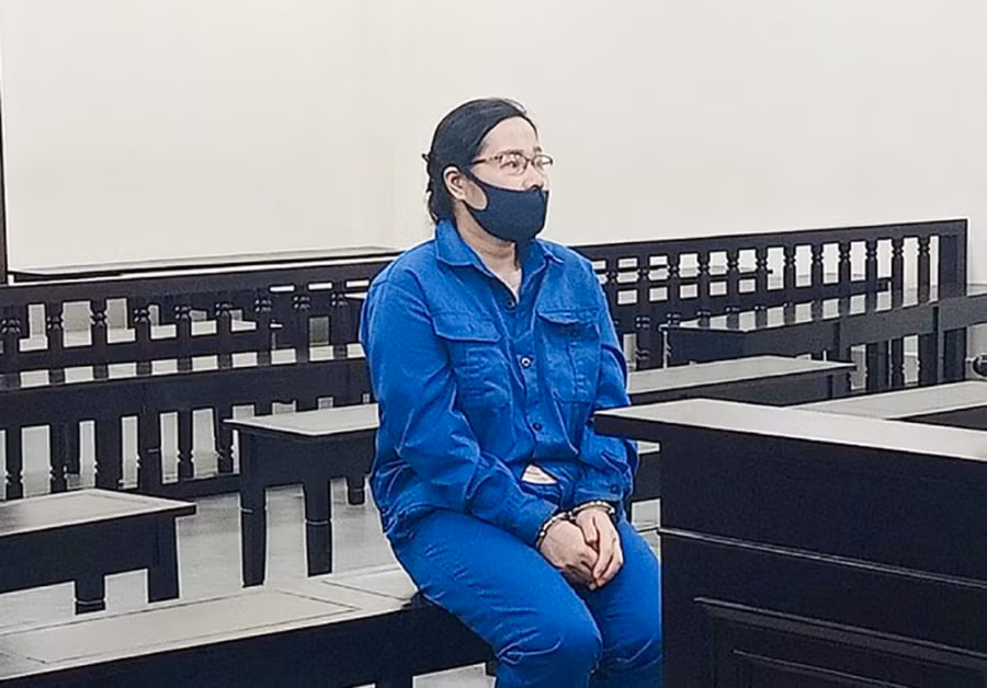 Bị cáo Ngô Hoàng Lan tại phiên tòa xét xử.