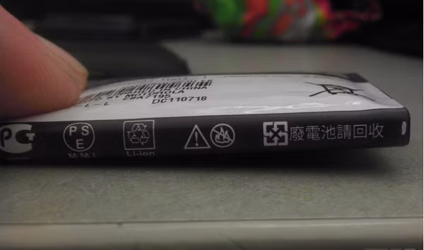 Thủ thuật hữu ích giúp xác định nhanh chất lượng pin trên di động ảnh 1 Thủ thuật hữu ích giúp xác định nhanh chất lượng pin trên di động ảnh 1