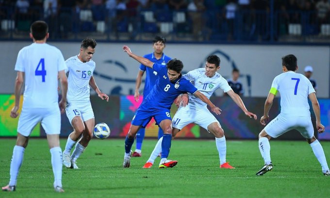 Thái Lan giành vé dự Asian Cup 2023 dù thua Uzbekistan 0-2 ở lượt cuối vòng loại thứ ba tối 14/6. Thái Lan giành vé dự Asian Cup 2023 dù thua Uzbekistan 0-2 ở lượt cuối vòng loại thứ ba tối 14/6.