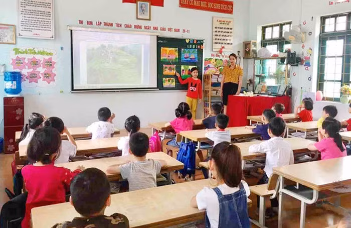UBND TP Lào Cai dự kiến tiếp nhận 37 chỉ tiêu GV, NV về công tác trong năm học 2019-2020