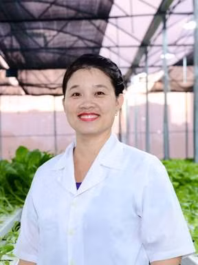 TS Phạm Thị Thu Hà