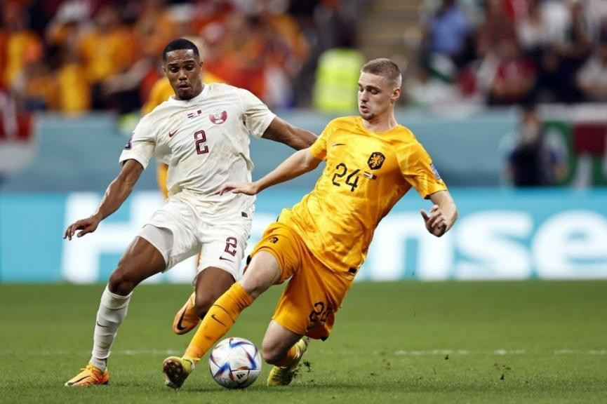 Qatar thua Hà Lan 0-2 ở lượt cuối bảng A tối 2911.