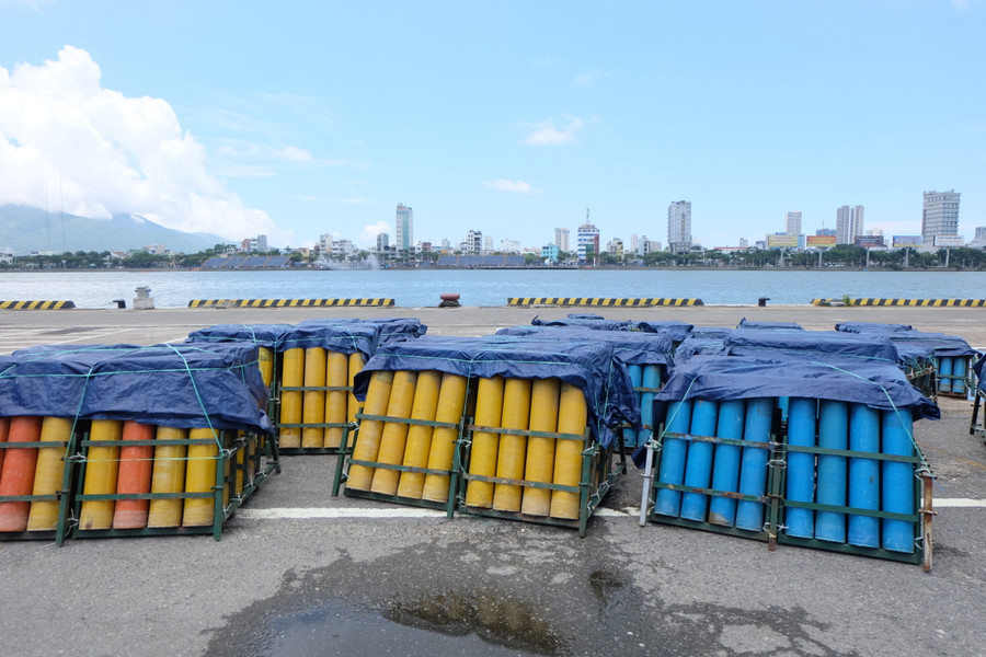 Khu vực bãi bắn pháo hoa. Ảnh: Hoàng Vinh Khu vực bãi bắn pháo hoa. Ảnh: Hoàng Vinh