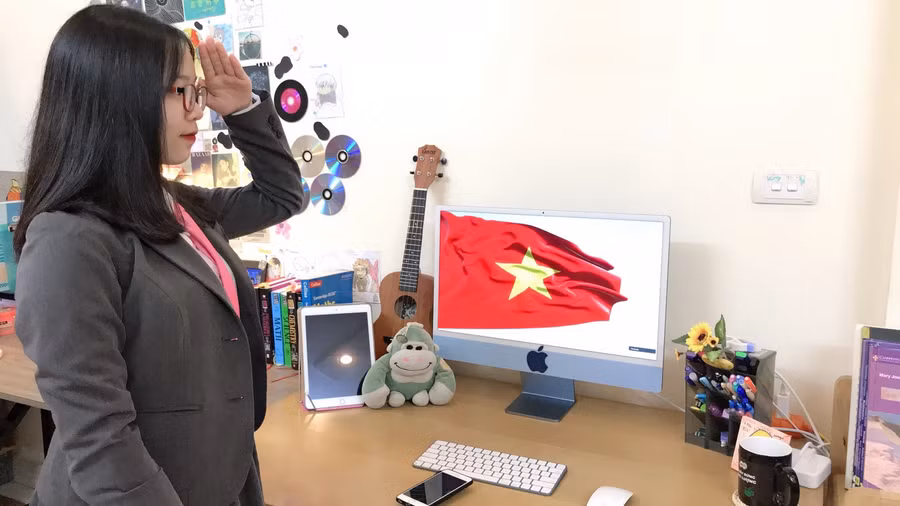 Những hình ảnh về ngôi trường thân yêu trong lễ khai giảng khiến Huyền Anh có cảm giác nhớ trường vô cùng…