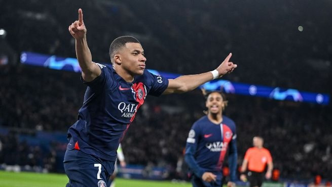Mbappe ghi bàn giúp PSG thắng Real Sociedad 2-0. Mbappe ghi bàn giúp PSG thắng Real Sociedad 2-0.