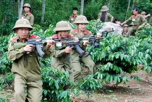 Sinh viên Tây Bắc trong màu áo lính