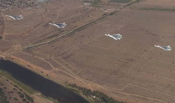 Mãn nhãn màn lượn vòng tuyệt đẹp của máy bay chiến đấu Su-57