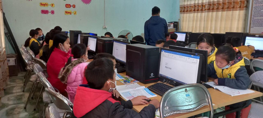 Nhiều địa phương thiếu lượng giáo viên Tin học Nhiều địa phương thiếu lượng giáo viên Tin học
