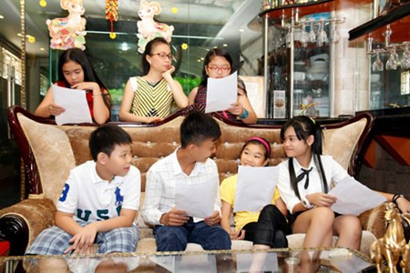 Học trò The Voice Kids “náo loạn” nhà Cẩm Ly Hoc tro The Voice Kids “nao loan” nha Cam Ly