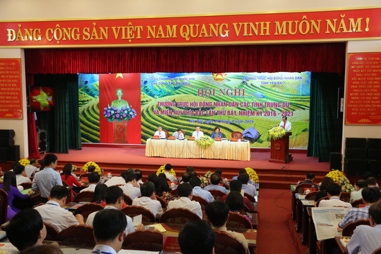 Hội nghị giao ban Thường trực HĐND các tỉnh trung du và miền núi phía Bắc. Hội nghị giao ban Thường trực HĐND các tỉnh trung du và miền núi phía Bắc.