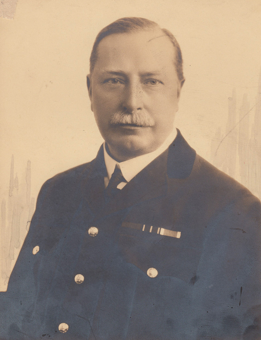 Cảnh sát trưởng Charles Rafter đã thay đổi lực lượng cảnh sát Birmingham, Anh. Cảnh sát trưởng Charles Rafter đã thay đổi lực lượng cảnh sát Birmingham, Anh.