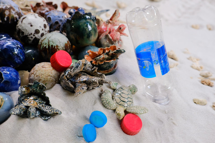 Triển lãm góp phần truyền tải mạnh mẽ thông điệp về sự cấp thiết phải bảo vệ môi trường biển, động vật hoang dã như rùa biển. Ảnh: BTC. Triển lãm góp phần truyền tải mạnh mẽ thông điệp về sự cấp thiết phải bảo vệ môi trường biển, động vật hoang dã như rùa biển. Ảnh: BTC.