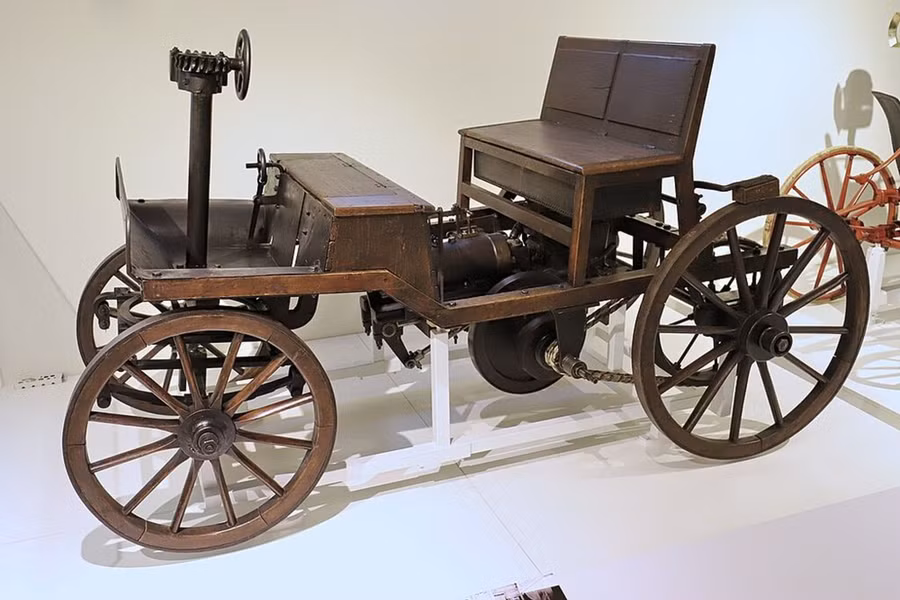 Chiếc xe hơi thứ hai do Siegfried Marcus chế tạo tại Bảo tàng Kỹ thuật Vienna.