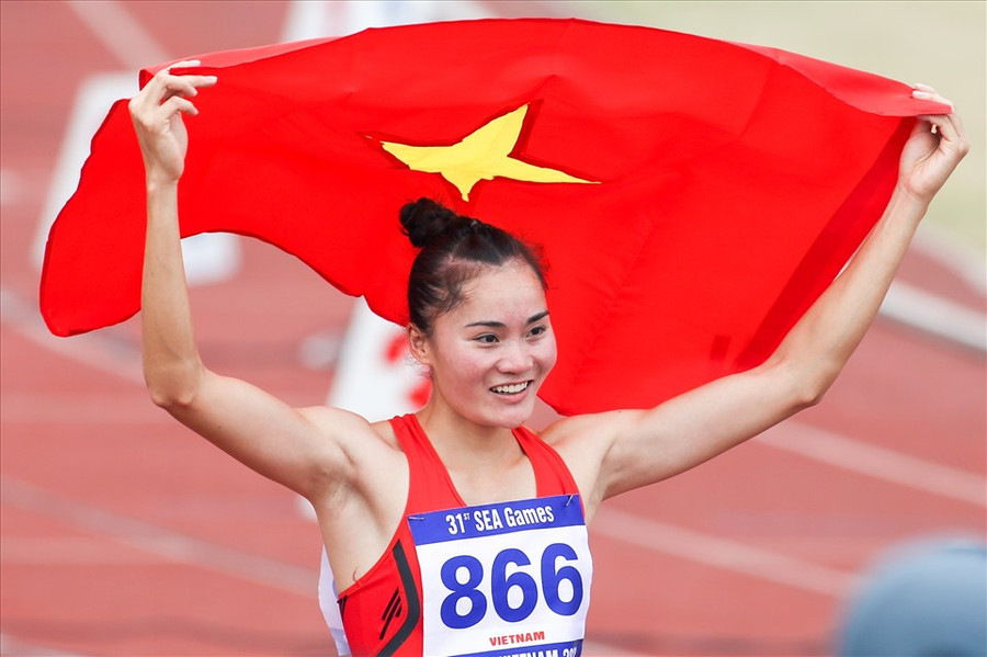 Quách Thị Lan ăn mừng chiến thắng tại SEA Games trên sân nhà năm 2022.