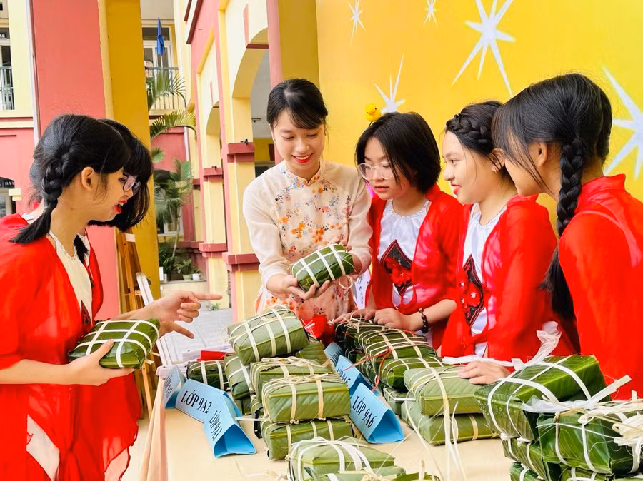 Giúp học sinh tìm hiểu về truyền thống Tết qua bánh chưng.