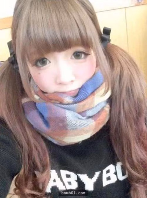 Sốc vì mặt mộc của bạn gái sau 3 tháng hẹn hò - 3