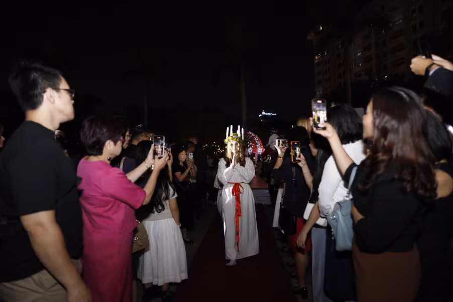 Lễ hội ánh sáng của người dân Thuỵ Điển tại Việt Nam