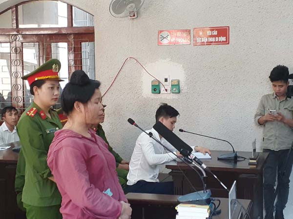 Vì Thị Thu khăng khăng phủ nhận tội tại Tòa.