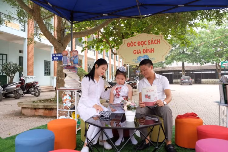 Ý nghĩa Ngày hội gia đình đọc sách của Trường THCS Trung Sơn Trầm.