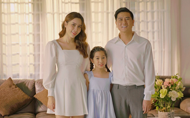 Nhã Phương - Trường Giang khoe hạnh phúc 5 năm bên nhau, nữ diễn viên lộ cả dáng vẻ già nua xấu xí - Ảnh 7.