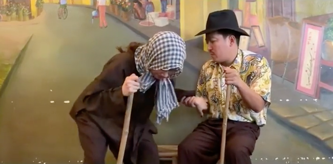 Nhã Phương - Trường Giang khoe hạnh phúc 5 năm bên nhau, nữ diễn viên lộ cả dáng vẻ già nua xấu xí - Ảnh 2.