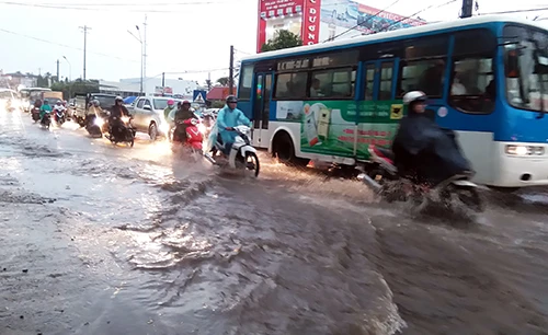 Mưa hơn một giờ ở vùng "rốn" hạn Tây Nguyên