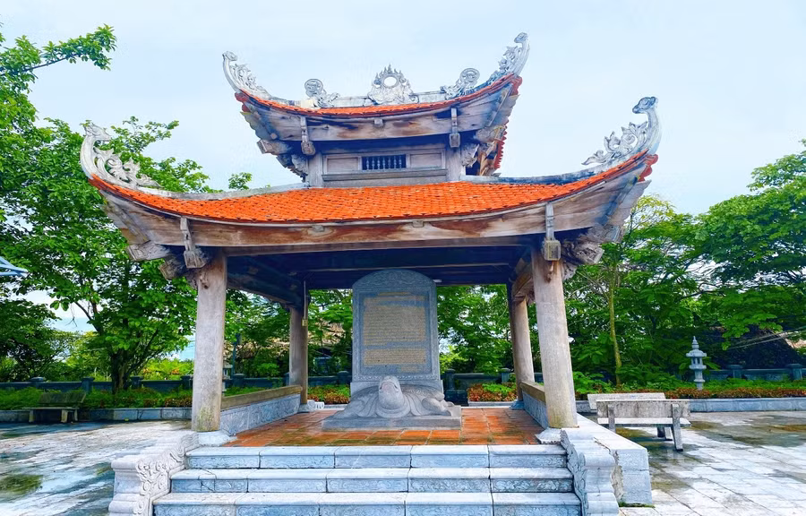 Hành động 18 năm chịu đựng không làm nhục quốc thể của Hoàng giáp Lê Quang Bí đáng ghi danh gương tiết tháo thời nhà Mạc.