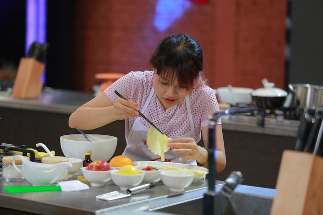 Thí sinh MasterChef sáng tạo món tráng miệng từ thịt heo quay và phô mai ảnh 2 Thí sinh MasterChef sáng tạo món tráng miệng từ thịt heo quay và phô mai ảnh 2