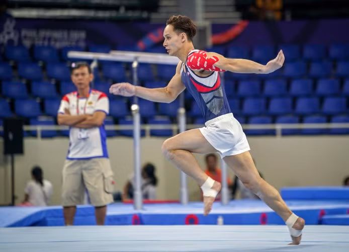 Đinh Phương Thành: “Nam vương” thể dục dụng cụ ảnh 1