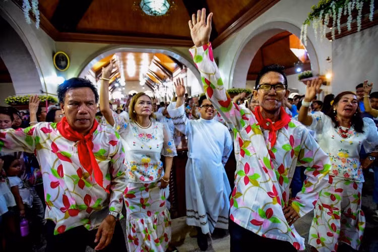 Điệu múa cầu tự trong lễ hội Obando ảnh 1