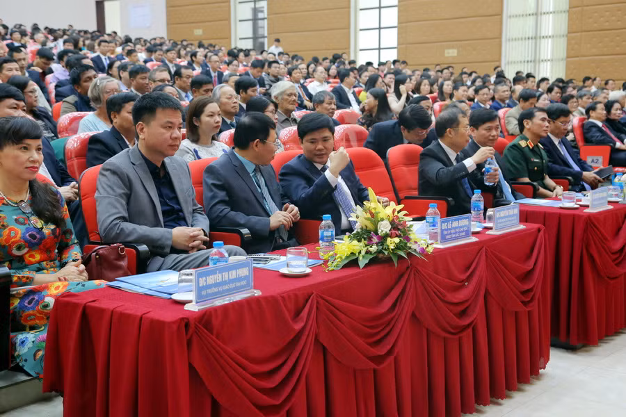 Các đại biểu tại buổi lễ. Ảnh: Việt Hà Các đại biểu tại buổi lễ. Ảnh: Việt Hà